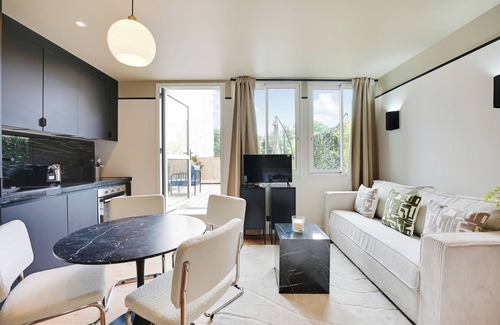 12th Arrondissement Apartment | La Terrasse Parisienne