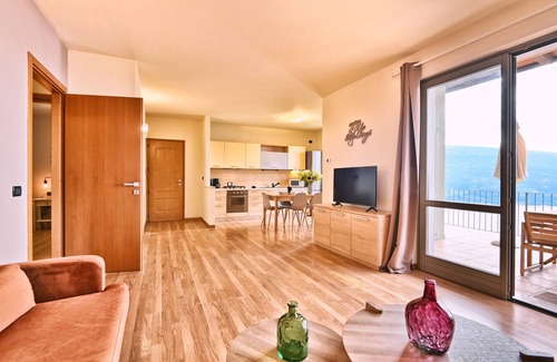 Oldesio Apartment | La Terrazza sul Lago by Theater Home - with marvellous lake view
