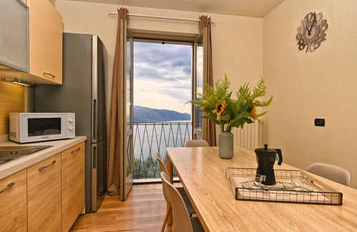 Oldesio Apartment | La Terrazza sul Lago by Theater Home - with marvellous lake view