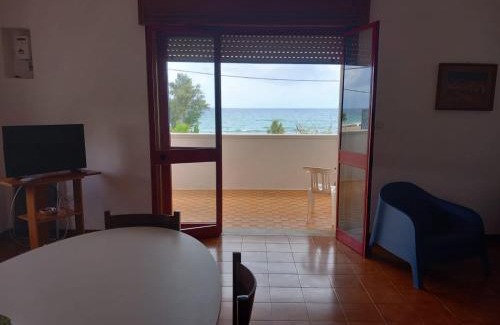 Torre Vado Apartment | La terrazza sul mare