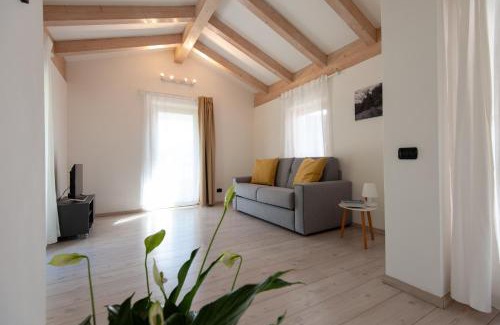 Bolognano-Vignole House | La Torretta, Casa indipendente con parcheggio in zona tranquilla ad Arco