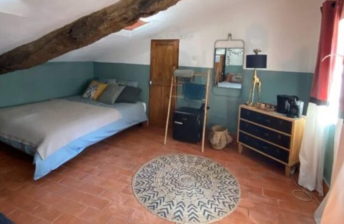 Saint-Auban-sur-L'Ouveze Bed & Breakfast | La Tour des Baronnies