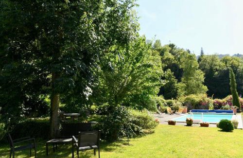 Bourdeaux Bed & Breakfast | La TULIPE SAUVAGE