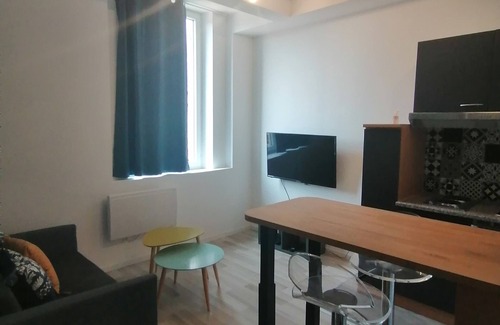 Tonneins Apartment | La Vague Bleue, Centre Ville