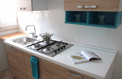 Lido Conchiglie Apartment | La Vela Apartment, 20 meters from the sea!