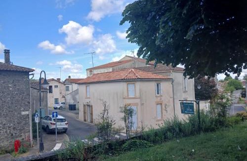 La Meilleraie-Tillay House | La Vendéenne