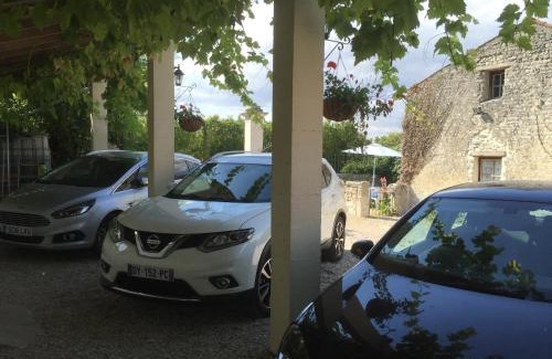 Gibourne House | La Vendange Family Gites