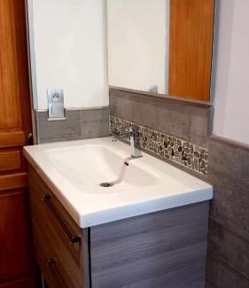 Vendegies-au-Bois House | La Vendegeoise - Gîte chaleureux 10P chez l'habitant - Jardin- Piscine ext chauffée partagée de mai à septembre
