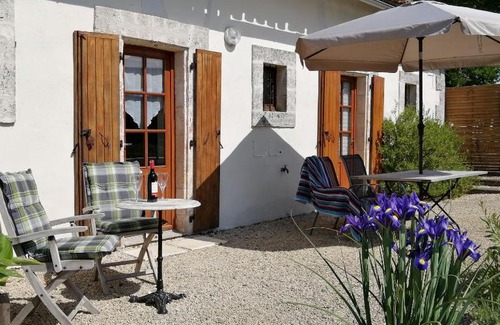 Asnois Bed & Breakfast | La Vieille Gorce Gîtes in the Vienne