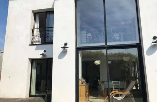 Saint-Marc House | La Vigie sur la Rade