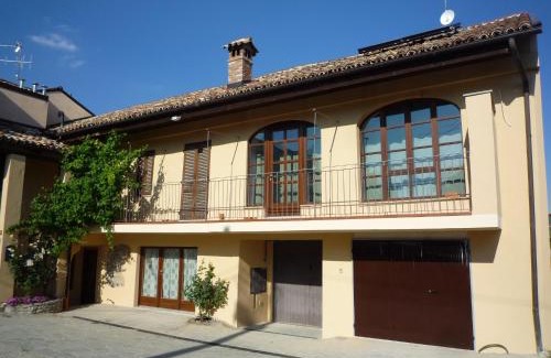 Serralunga d'Alba Apartment | La Vigna del Parroco-2-