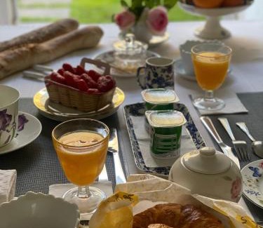 Cauderan House | La Villa Bocage