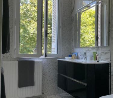 Cauderan House | La Villa Bocage
