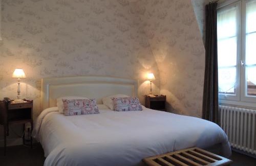 Bagnoles-de-l'Orne Hotel | La Villa Bois Joli HOTEL RESTAURANT