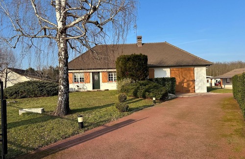 Sassenay House | La Villa Dakoté Chez Didier et Patricia
