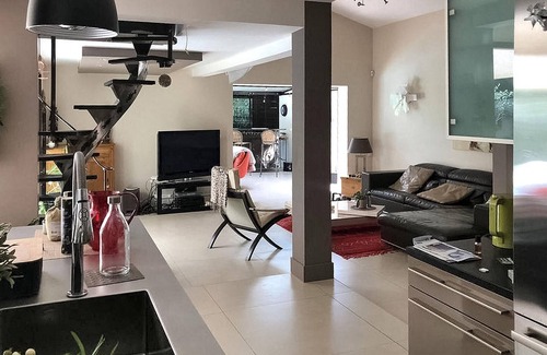 Rognonas House | La Villa De Sévigné
