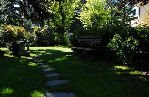 Monza House | La Villa Del Cedro