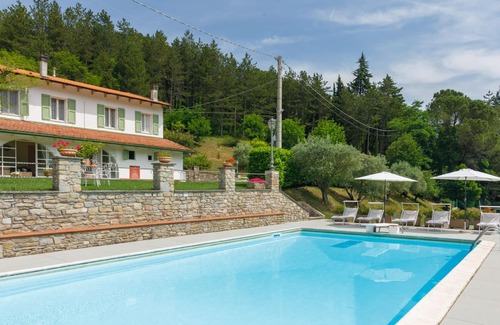 Modigliana Villa | La Villa Dina 12, Emma Villas