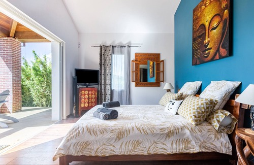 Castin House | La Villa du Moulin - Three Bedroom House, Sleeps 6