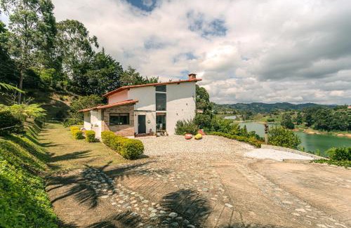 El Penol House | La Villa, Espectaculares vistas al lago Peñol-Guatape