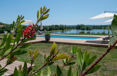 Saramon Villa | La Villa face au Lac