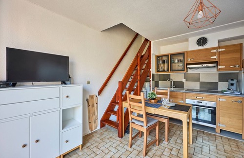 Courseulles-sur-Mer Apartment | La Villa Fleurie - Appt à 50m de la plage