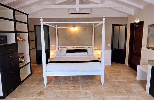 Orient Bay Hotel | La Villa Hibiscus