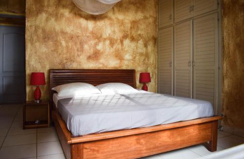 Kribi Villa | La Villa Lou, Musée Des Arts Grand Batangua