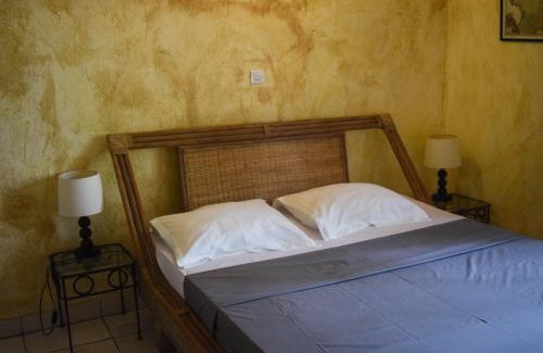Kribi Villa | La Villa Lou, Musée Des Arts Grand Batangua