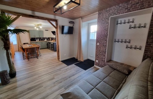 Leignes-sur-Fontaine House | La villageoise