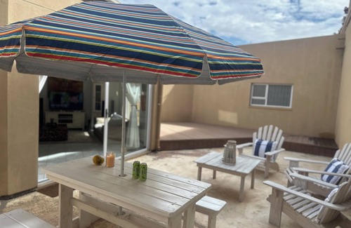 Swakopmund Apartment | LaBerta, Spacious 3 bedroom apartment in the Centre of Swakopmund