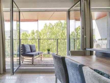 Praga Poludnie Apartment | Labo Apartment Soho Mińska