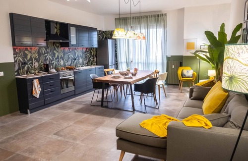 Mazzo Apartment | LaCasadiPI - apartment one step away from Milan-FieraMilanoRho-H Galeazzi-MIND