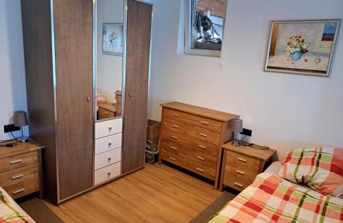 Mulheim-Karlich Apartment | Ladenlokal beim Metzger Becker