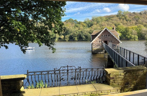 Horton Cottage | Lady Of The Lake