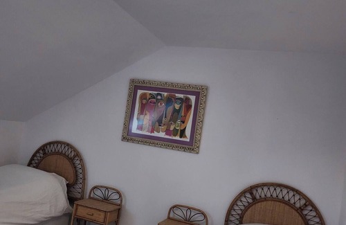 Maisonnais Bed & Breakfast | Lady Rose room