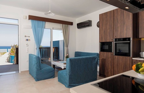 Archangelos House | Laftira's Sea View Home