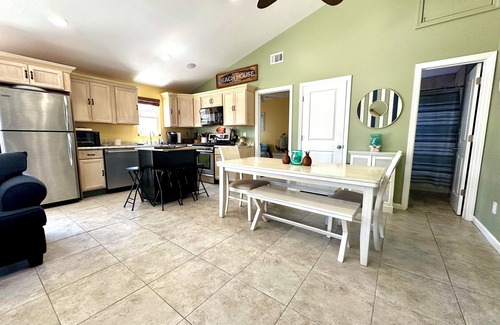 Beach Haven West House | Lagoon Bliss Bungalow