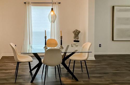 Westside House | Lagoon Escape