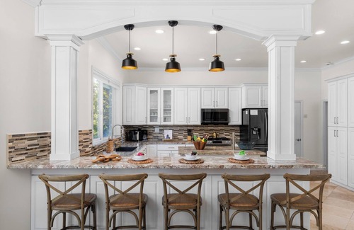 Carlsbad Village House | Lagoon Front Villa with a Pool C2375-0