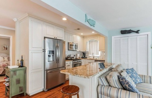 Beach Haven West House | Lagoon Living! 3-bedroom house with AC, WiFi in peaceful Beach Haven West