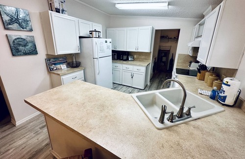 Laguna Beach House | Laguna Beach Refuge! 2bed/2bath Quiet Deeded Beach!