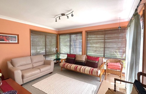 Erowal Bay House | Laguna Bungalow in Erowal Bay