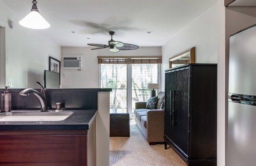 Historic Lahaina Front Street Condo | Lahaina Condo Next to Saltwater Infinity Pool- Sale