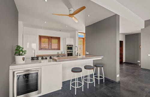 Sint Willibrordus House | Lahara Penthouse, Cas Abou