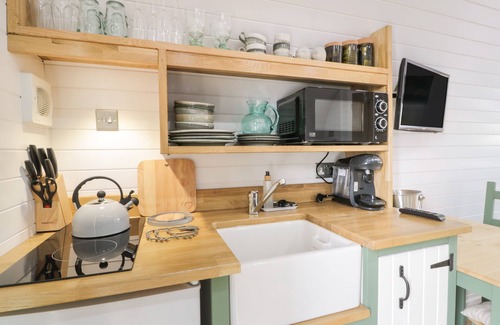Lochmaben Cottage | Laird Lodge 5