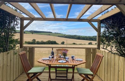 Maud House | LAIRDS COTTAGE