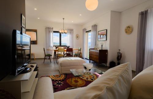 Ferro House | Laje da Bica Agroturismo