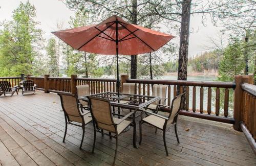 West Glacier House | Lake 5 Cabin