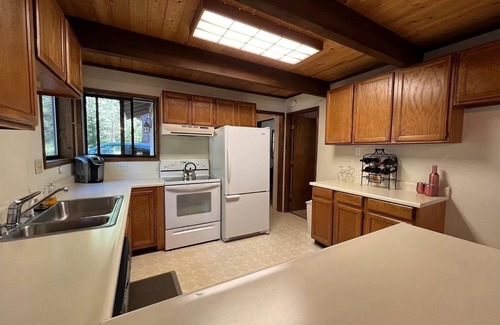 Glencoe Cabin | Lake Access, Wine tasting and Outdoor Adventures - Arnold - Pet Friendly